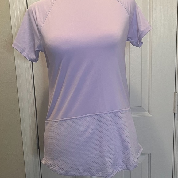 Under Armor light purple shirt - Picture 2 of 9
